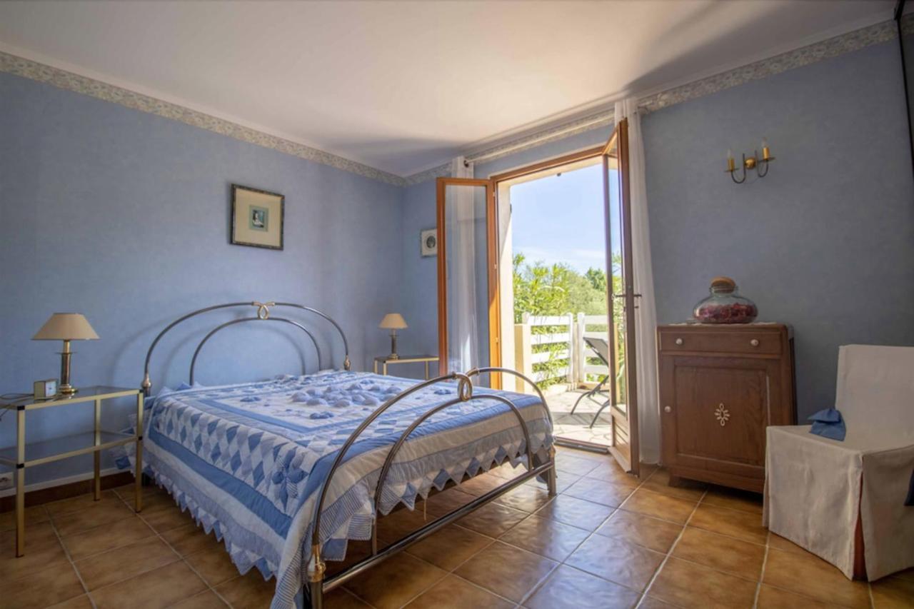 Large Spacious House In Frejus Ngoại thất bức ảnh